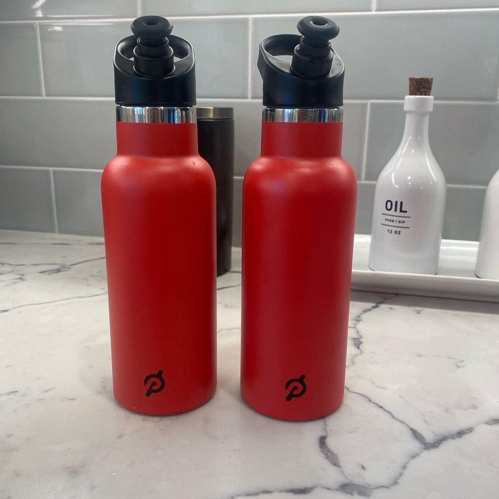 2 Peloton water bottles